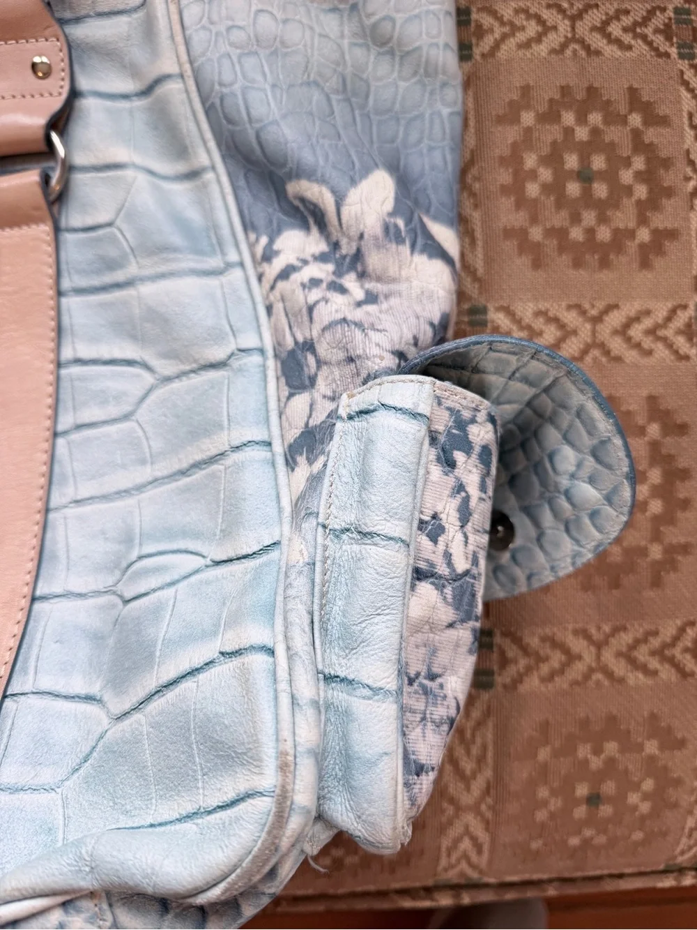 Gorgeous Christian label  Italian designer leather blue bag